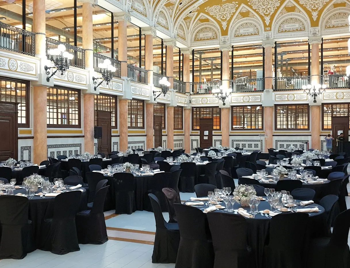 Cena de Gala de la conferencia internacional por el clima - Edificio del reloj diputación de Barcelona